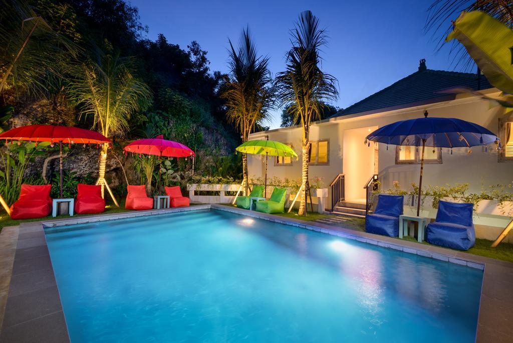 The Point Beach-front Balangan 4*