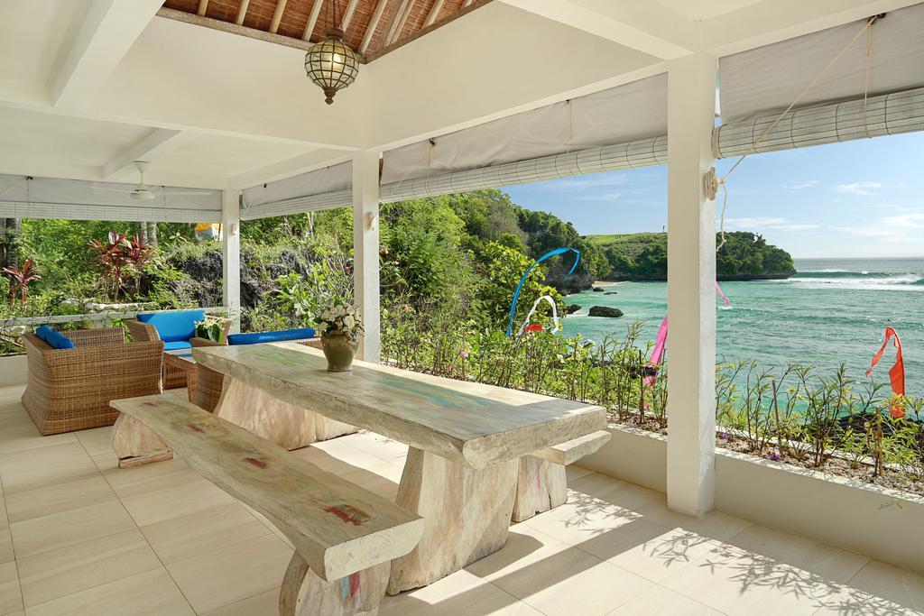 The Point Beach-front Balangan Maison d'hôtes 4*
