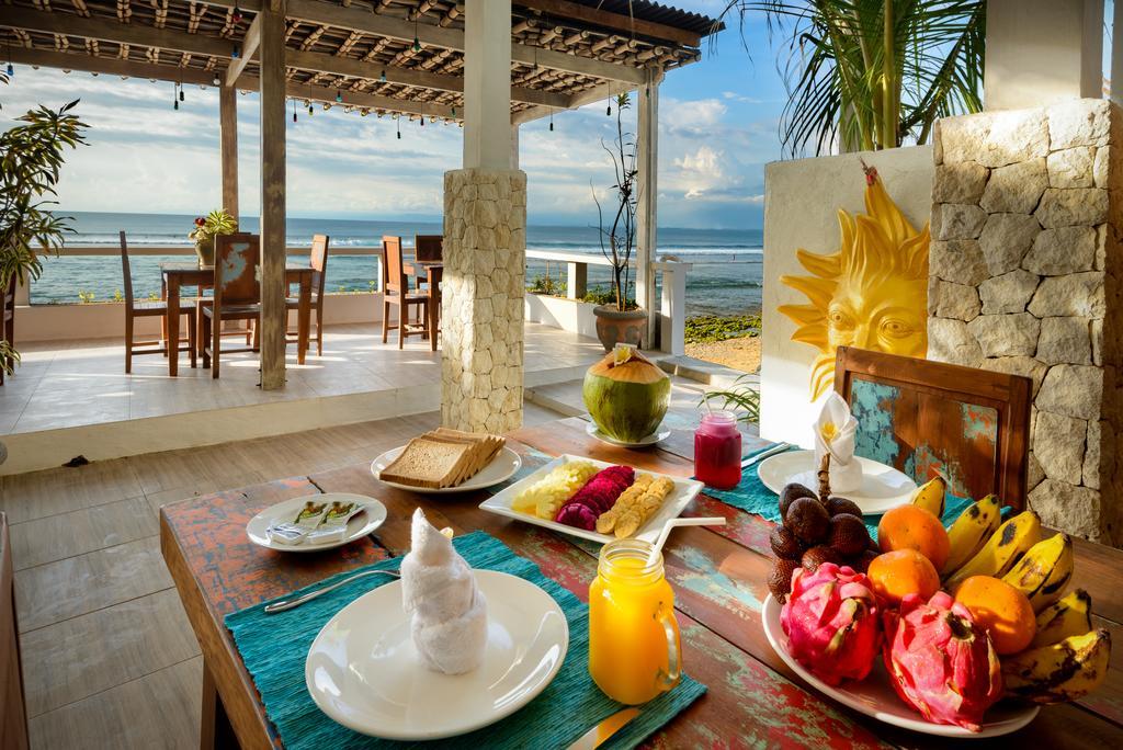 The Point Beach-front Balangan 4* Jimbaran (Bali)
